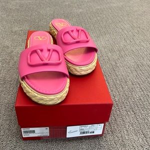 Valentino VLOGO slides
